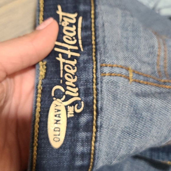 Old navy boot cut - Picture 3 of 3